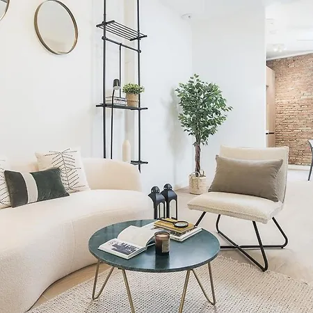 Homeclub Elegant 1br With Rooftop Near Thyssen & Marmoles Iii * Malaga