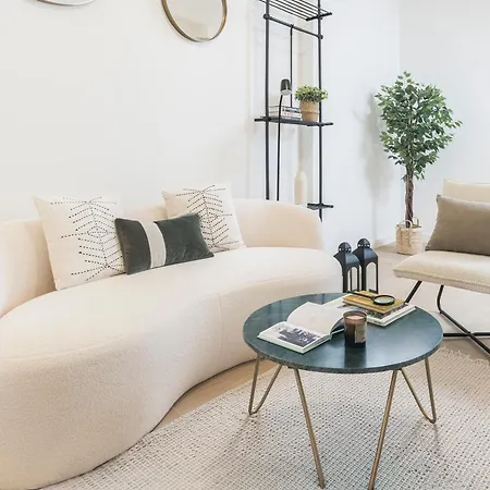 Apartment Homeclub Elegant 1br With Rooftop Near Thyssen & Marmoles Iii *